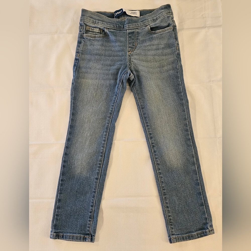 OLD NAVY SKINNY BUILT-IN TOUGH WITH ADJUSTABLE WAIST SIZE SMALL (6/7)